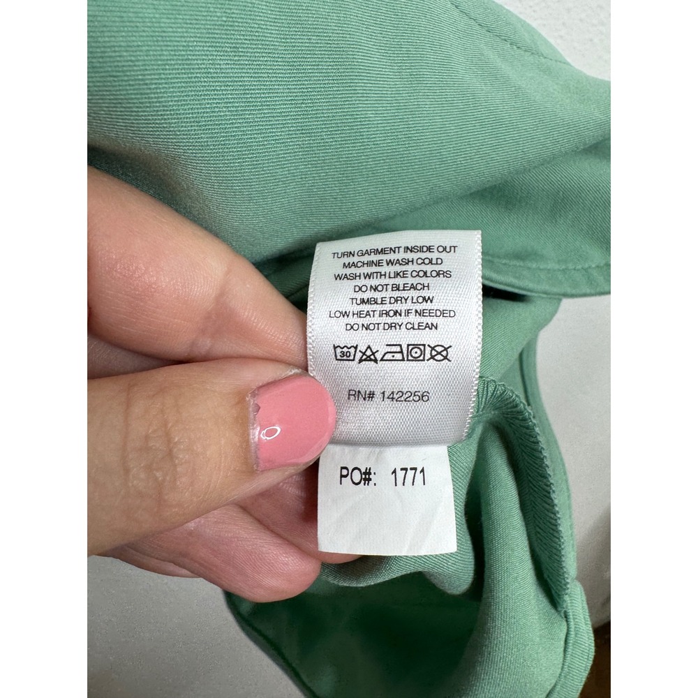 FIGS Technical Collection Rafaela Green V-Neck Scrub Top Small WXXSW1003 - Picture 5 of 6
